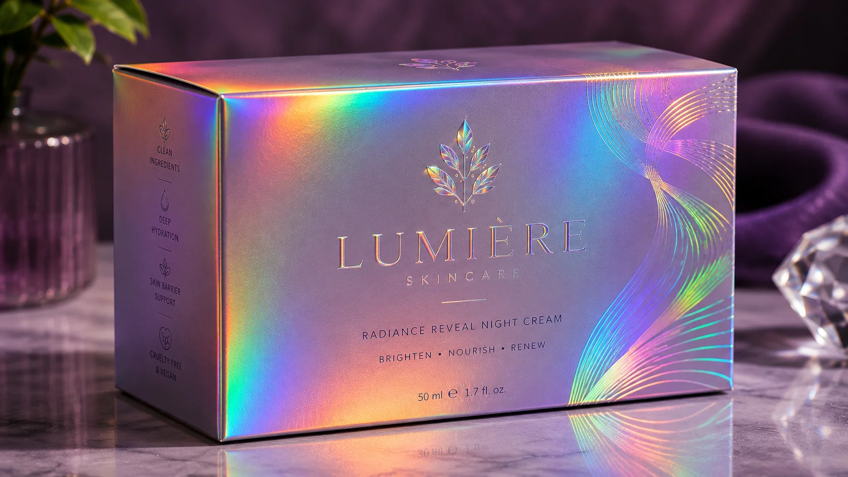 Packaging with a colour-shifting holographic foil effect